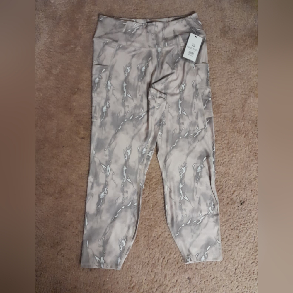 Nine West Activewear in Gray and White